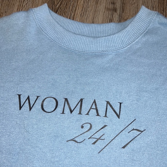 Victoria’s Secret Crewneck “Woman 24/7” blue size M - Picture 2 of 5